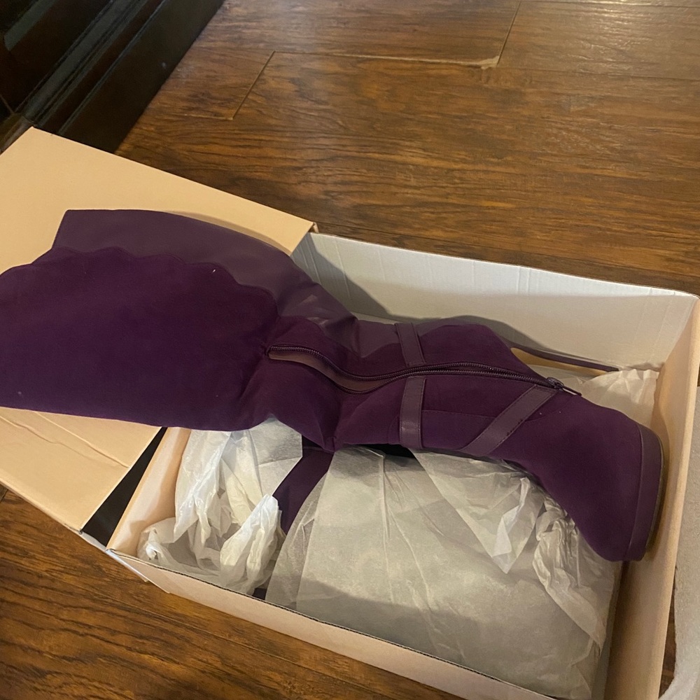 Shoes - Picture 7 of 7
